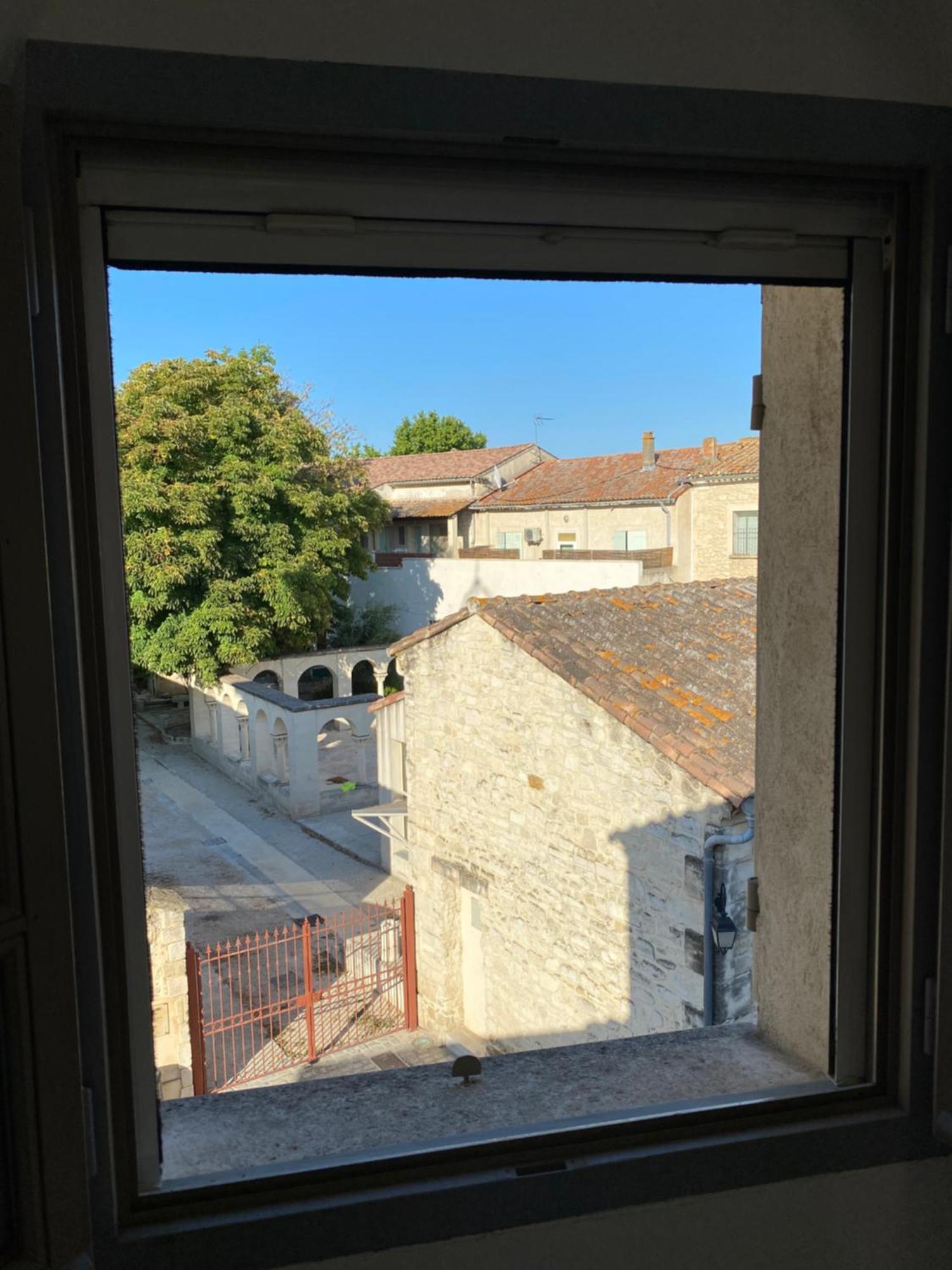 Bienvenue Au 6 - Calme Et Charme De La Pierre. Villa Fourques  Exterior photo